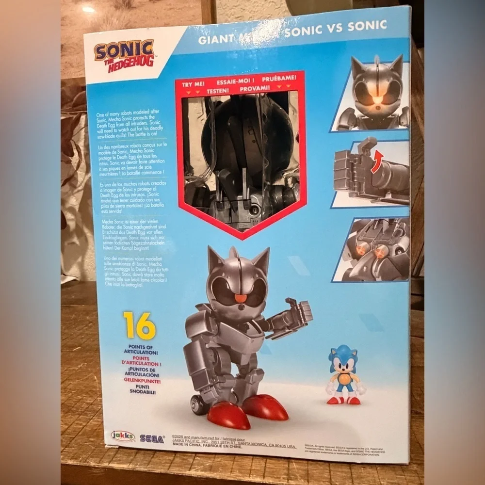 Sonic hedgehog giant